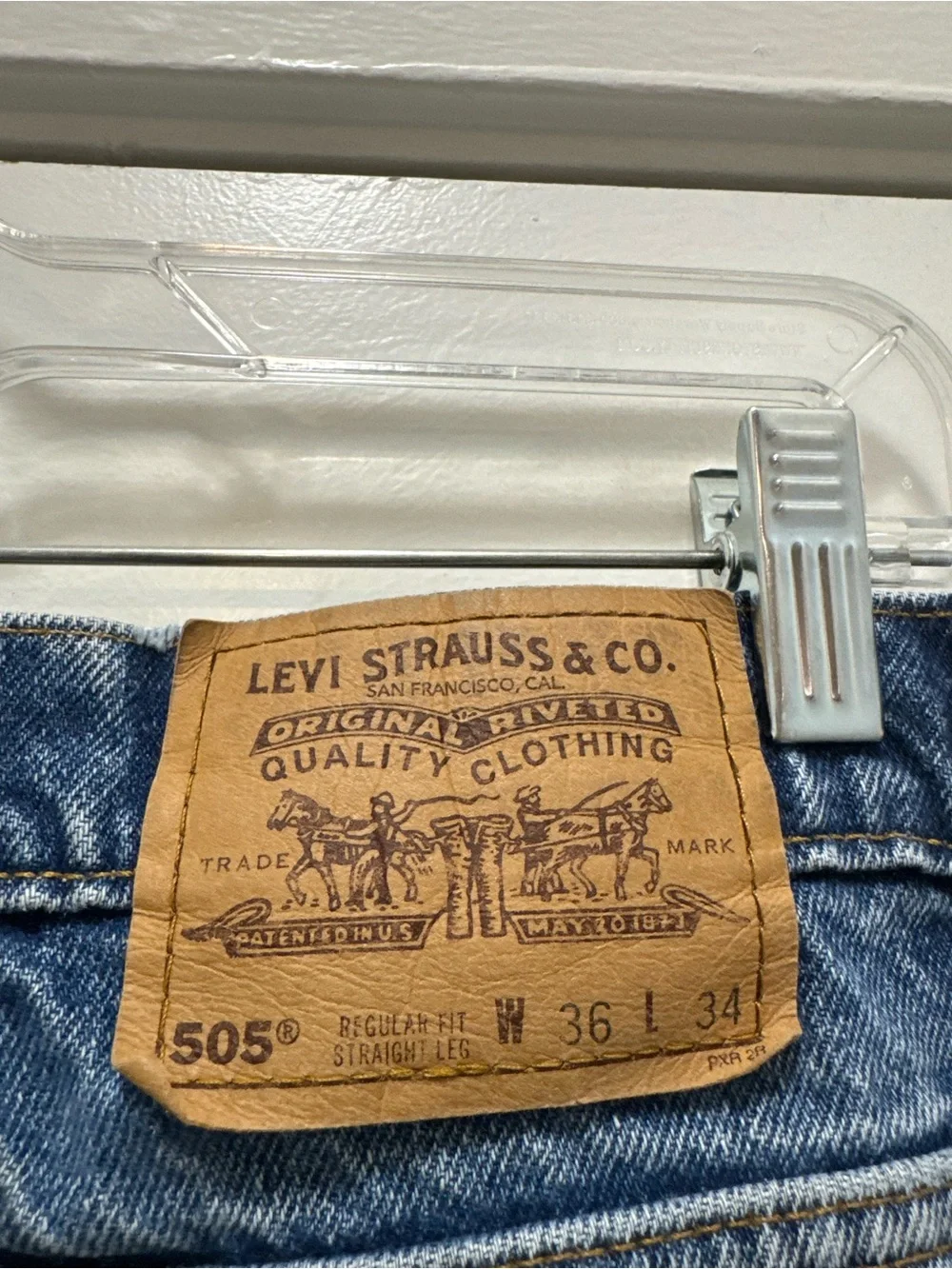 Vintage Levi’s Strauss 505 Regular Fit Straight Leg Orange Tag